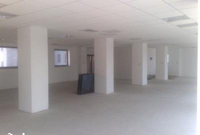 Spațiu comercial, de 120 mp, în Ultracentral - 5