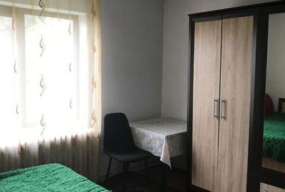 Casă cu 6 camere cu Teren 2559 Mp în Peștișani - 16