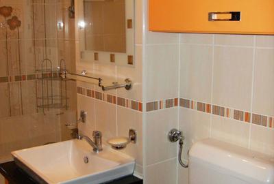 Apartament cu 2 camere decomandat în Central - 2