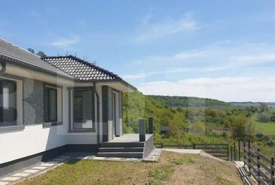 Casa pe un nivel, 138 mp utili, curte privata-Corunca - 3