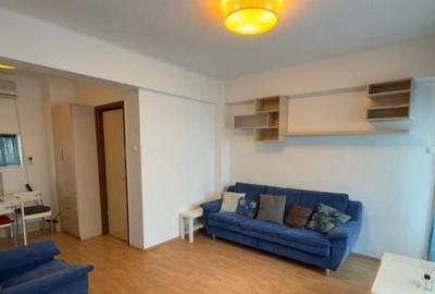 Garsonieră decomandată în Eminescu