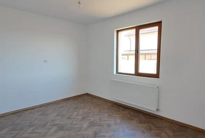 Casă cu 4 camere cu Teren 460 Mp în Vest - 5