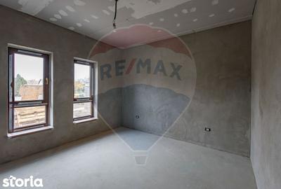 Casă cu 3 camere semidecomandat cu Teren 325 Mp în Sânmihaiu Român - 11