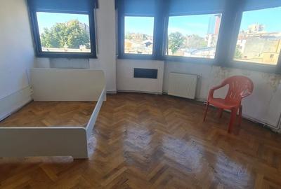 Cartierul Armenesc Ultracentral Apartament 4 camere - 9