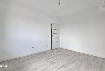 Casă cu 4 camere cu Teren 400 Mp în Rediu - 2