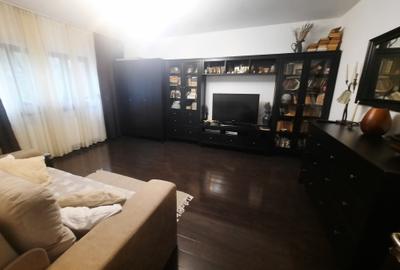 Apartament cu 3 camere decomandat, mobilat în Sebastian - 1