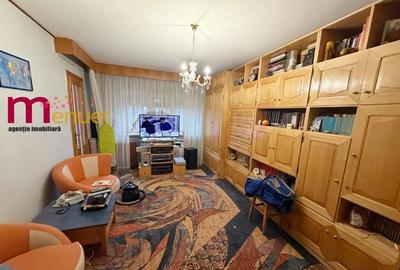 Apartament cu 2 camere decomandat în Vest