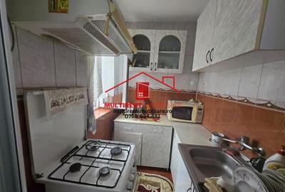 De vanzare Apartament 3 camere, strada Neptun, etaj 2 48.000 EUR De vanzare Apartament 3 camere, strada Neptun, etaj 2 48.000 EUR - 4