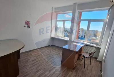 Spatiu de birou de inchiriat - 1