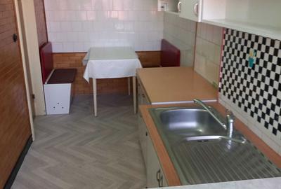 Apartament cu 2 camere decomandat în Ștrand - 2