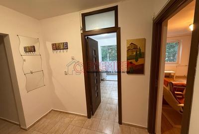 Panselelor - 3 camere 10 min Metrou Aparatorii Patrie - 120.000 Euro - 1