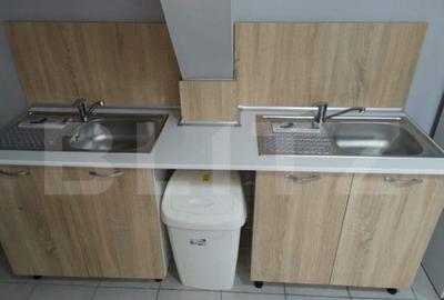 Cladire comerciala, 688 mp, 14 camere, zona Craiova Nord (Is - 6