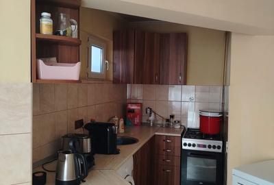 Apartament cu 2 camere semidecomandat în Micro 16 - 2