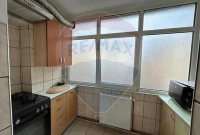 Apartament cu 3 camere de inchiriat in Blaj - 2