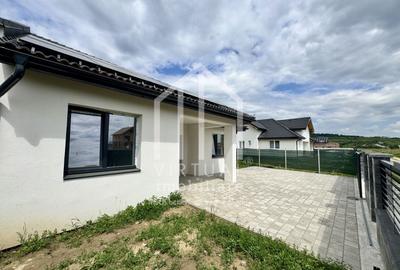 Casă individuală cu 3 camere cu Canalizare în Cristian - 3
