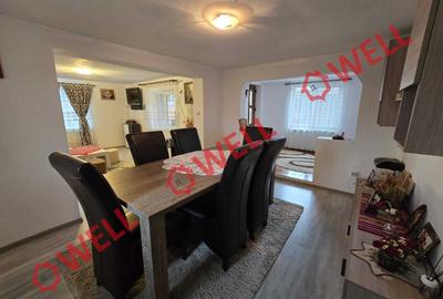 Casă cu 3 camere cu Teren 3233 Mp în Central - 3