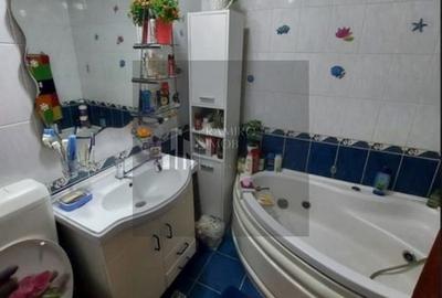 Apartament cu 3 camere decomandat, mobilat în Sebastian - 9