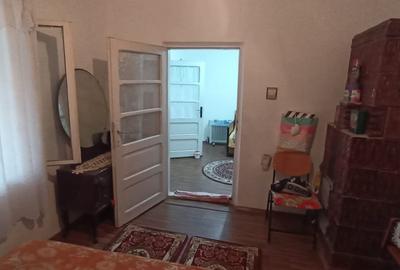 Vanzare casa 3 cam,baie,bucatarie, teren 2500mp in Bujoreni Alexandria Teleorman - 10