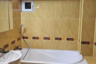 Apartament cu 3 camere decomandat, mobilat în Tomis II - 9