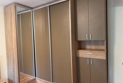Apartament cu 3 camere decomandat, mobilat în Podu Roș - 5
