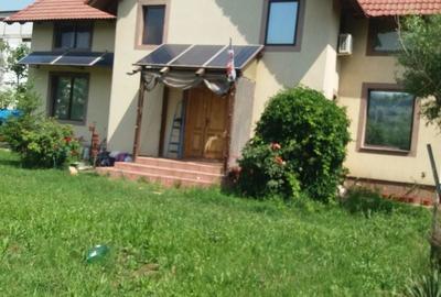 Casă cu 3 camere în Roșu - 10