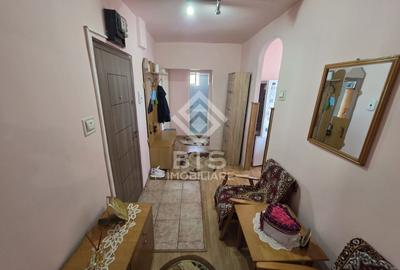 Apartament 3 camere decomandate Etaj 3 - 5