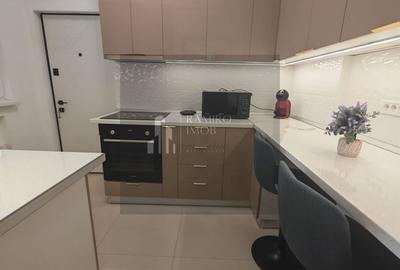 Apartament cu 5 camere decomandat în P-ța Unirii - 2