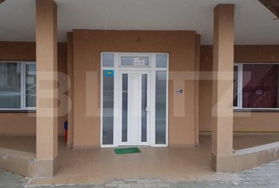 Spațiu comercial, de 420 mp, în Central - 3
