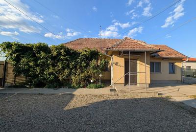 Casă cu 4 camere cu Teren 1400 Mp în Iclod - 7