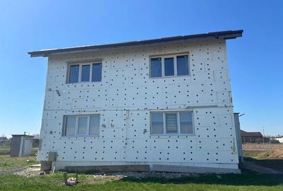 Casă cu 4 camere în Vârteju - 8