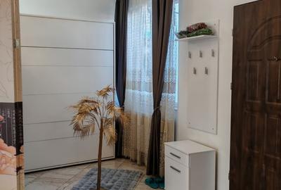 Casă cu Teren 70 Mp în Barbu Văcărescu