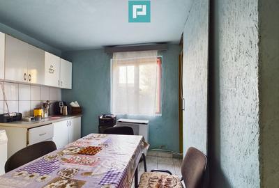 Casa cu 4 camere de vanzare in Sega - 12