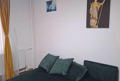 Apartament cu 2 camere decomandat, mobilat în Sebastian