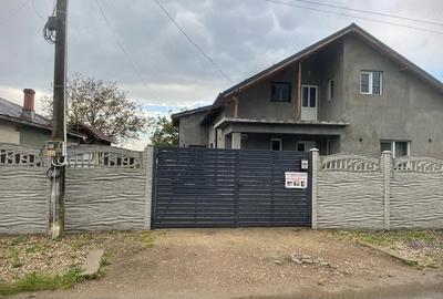 Casă cu Teren 2000 Mp în Finta - 5