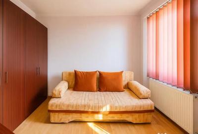 Apartament cu 3 camere semidecomandat în IAR - 1