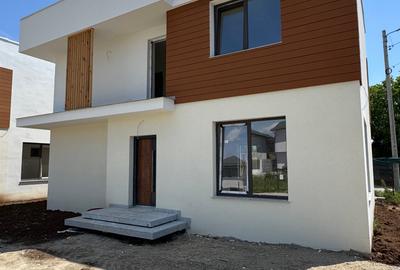 Casă individuală cu 4 camere cu Canalizare în Chiajna - 1