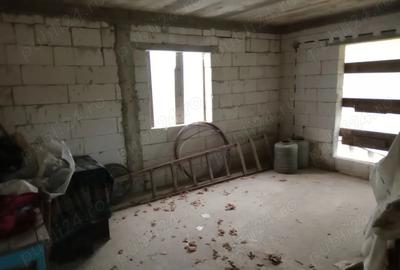 Vand casa la rosu cu 500mp teren Vand casa la rosu cu 500mp teren - 4