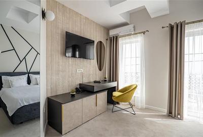 Spațiu comercial, de 2,800 mp, în Central - 2