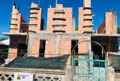 2 Duplex-uri la 8 minute distanta de mers pe jos de statia autobuzului 103 - 17