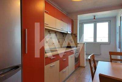 Vanzare apartament cu 3 camere, circular - zona Tractorul - 4