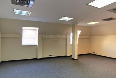 Casă individuală cu 10 camere cu Canalizare în Dorobanți - 10