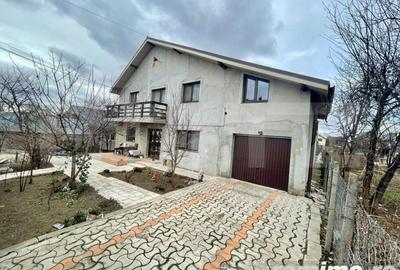 Casă cu 8 camere cu Garaj în Miroslava - 11