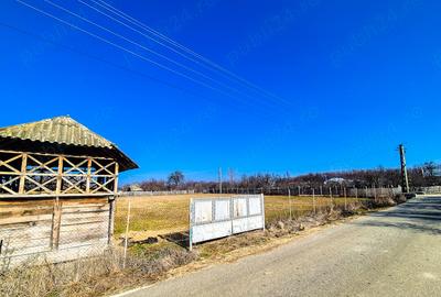 Teren de 2086 mp, în Cuca - 2