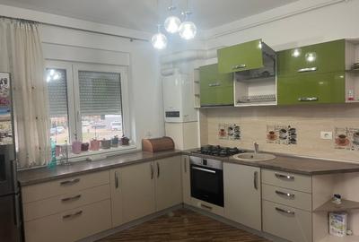 Apartament cu 3 camere decomandat în Aradului - 4