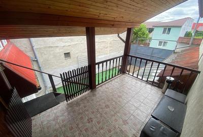 Casă cu 7 camere cu Teren 306 Mp în 7 Noiembrie - 9