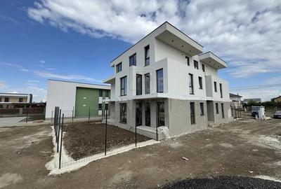 Apartament cu 3 camere decomandat, mobilat în Dumbrăvița - 8