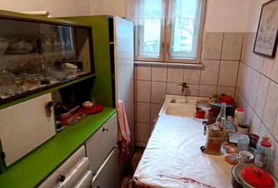 Casa batraneasca cu 700mp de teren in zona centrala - 6