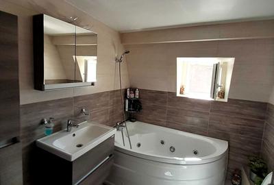 Apartament cu 2 camere decomandat în Unirea - 5