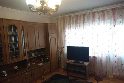OTOPENI, CENTRAL , APARTAMENT 3 CAMERE - 1