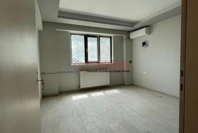 Sector 4, Parc, Tineretului, 3 camere - 9